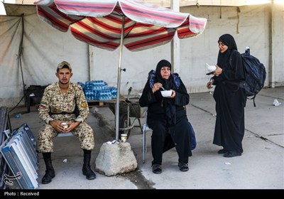 عبور زائران اربعین حسینی از مرز خسروی