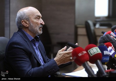 نشست خبری رئیس دانشگاه تهران