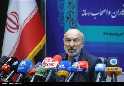 نشست خبری رئیس دانشگاه تهران