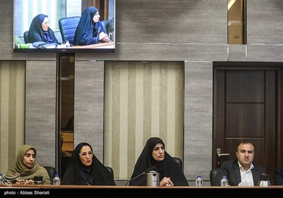 نشست خبری رئیس دانشگاه تهران