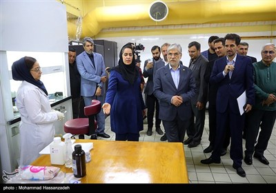 بازدید وزیر علوم از کتابخانه و موزه ملی ملک