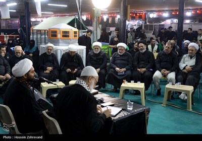 همایش اربعین و امت اسلامی