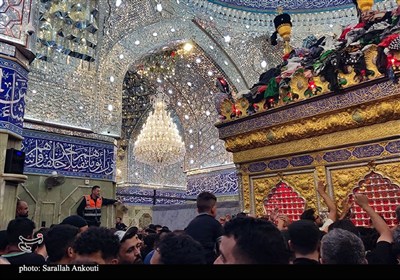 حال و هوای اربعینی حرم حضرت عباس (ع)