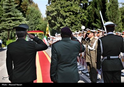 دیدار فرمانده نیروهای دفاع ملی آفریقای جنوبی با فرمانده ارتش