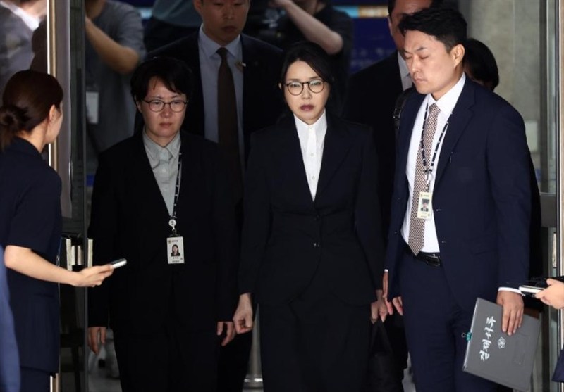 S. Korean Court Issues Warrant to Detain Ex-President Yoon&apos;s Wife
