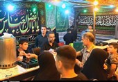 اوج ارادت بیجاریها به امام حسین(ع)/پذیرایی روزانه از 30 هزار زائر+فیلم