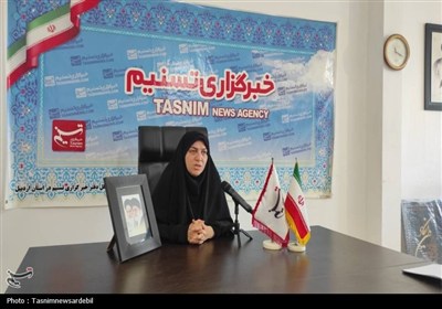 حضور پروانه رضاقلی‌زاده، مدیرکل کتابخانه‌های عمومی اردبیل در نمایندگی خبرگزاری تسنیم