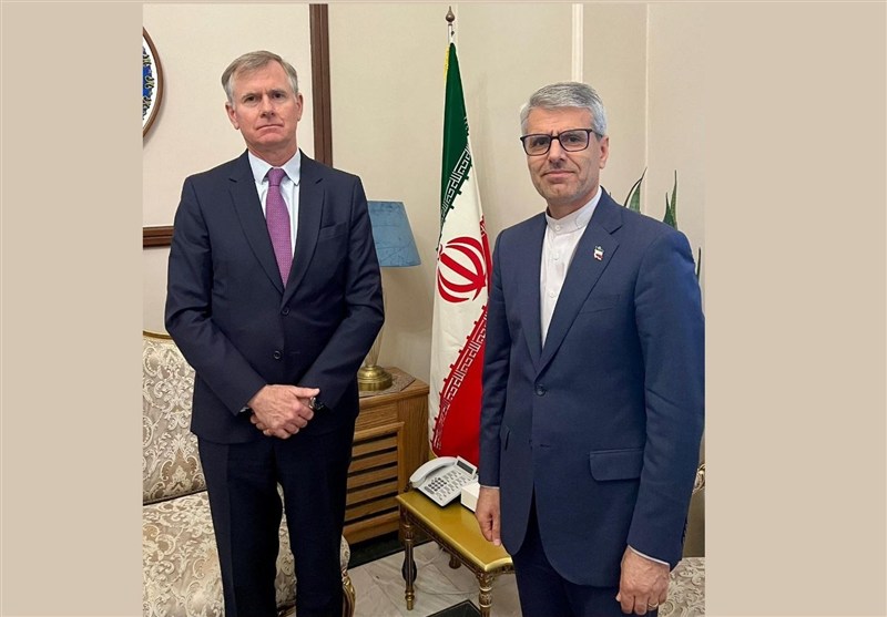 Iranian, UK Diplomats Discuss Regional Security