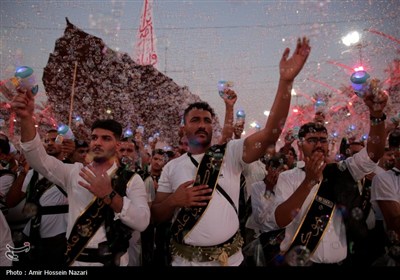 عزاداری موکب بنی عامر در بین‌الحرمین
