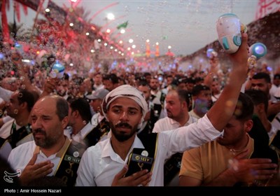 عزاداری موکب بنی عامر در بین‌الحرمین