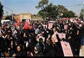 سیل ارادت حسینی در شیراز/جاماندگان اربعین راهی حرم شاهچراغ(ع) شدند