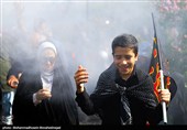Pedestrians Commemorate Arbaeen in Iran