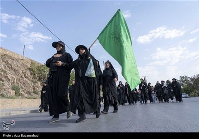 پیاده روی جاماندگان اربعین حسینی در خرم آباد