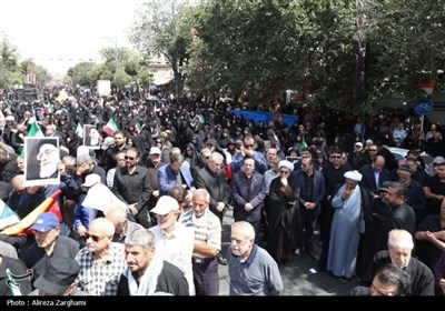 پیاده‌روی دلدادگان حسینی اربعین در قزوین