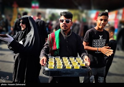 مهدیشهری ها به یاد حماسه بزرگ زائران اربعین، پیاده روی کردند