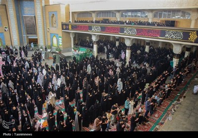 اربعین در حرم بانوی کرامت