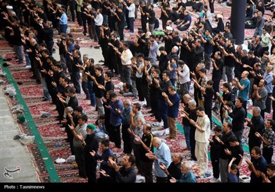اربعین در حرم بانوی کرامت