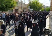 پیادهروی جاماندگان اربعین در شهرستان باروق رنگ و بوی شهدایی گرفت