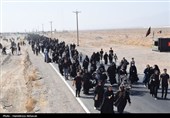 پیاده روی جاماندگان اربعین در بهاباد