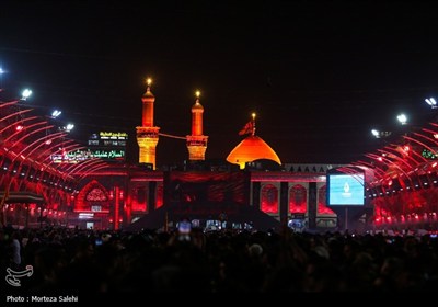 حرم مطهر امام حسین (ع) در شب اربعین