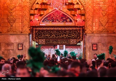 حرم مطهر امام حسین (ع) در شب اربعین