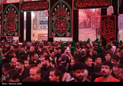 حرم مطهر امام حسین (ع) در شب اربعین