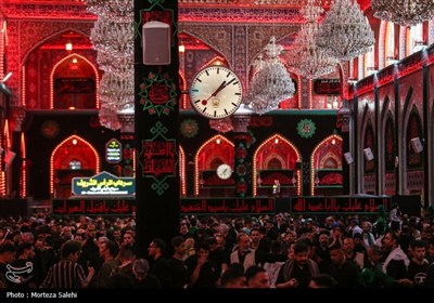 حرم مطهر امام حسین (ع) در شب اربعین