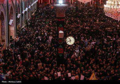 حرم مطهر امام حسین (ع) در شب اربعین
