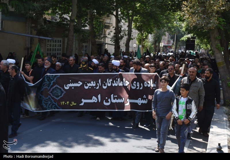پیاده‌روی دلدادگان حسینی در اهر