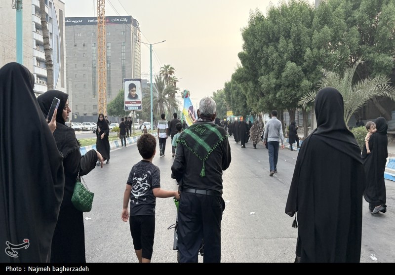 حضور گسترده جاماندگان اربعین در بندرعباس؛ گام‌هایی از خلیج فارس تا یاد کربلا+فیلم