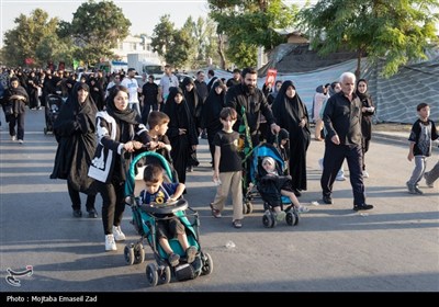 پیاده روی جاماندگان اربعین حسینی در ارومیه