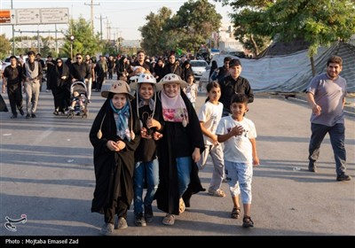 پیاده روی جاماندگان اربعین حسینی در ارومیه