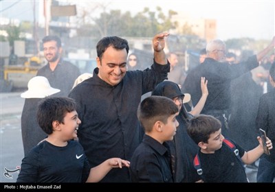 پیاده روی جاماندگان اربعین حسینی در ارومیه