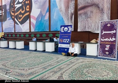 ميز،خدمت،نماز،جمعه،حضور،مشكلات،مديران،دستگاه،مسئولان،ادارات، ...
