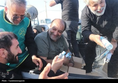 خدمات‌رسانی قرارگاه شهید حاجی‌زاده قزوین در مرز مهران