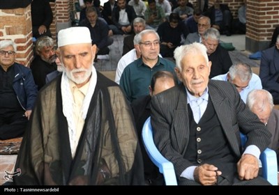 حضور گسترده مردم انقلابی در نماز سیاسی‌ ـ عبادی جمعه اردبیل