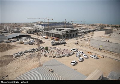 استاندار بوشهر روند اجرا طرح‌های آب‌شیرین‌کن بوشهر را مورد بررسی قرار داد