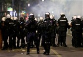 Serbia&apos;s Police Uses Teargas to Disperse Protesters
