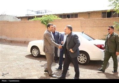 بازدید استاندار زنجان از انبار اموال تملیکی