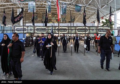 بازگشت زائرین اربعین حسینی از مرز مهران