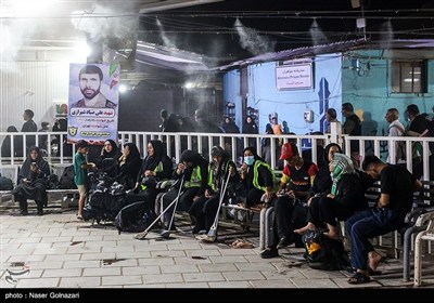 بازگشت زائرین اربعین حسینی از مرز مهران