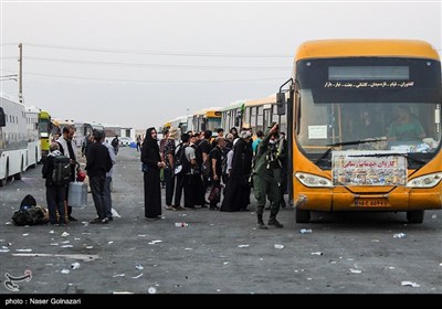 بازگشت زائرین اربعین حسینی از مرز مهران