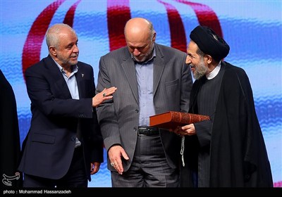 مراسم بزرگداشت الماس های درخشان
