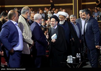 مراسم بزرگداشت الماس های درخشان