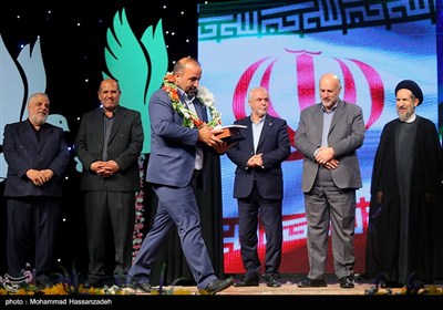 مراسم بزرگداشت الماس های درخشان