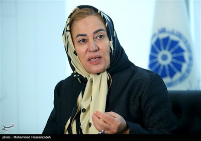 مصاحبه با سیده فاطمه مقیمی رئیس کانون زنان بازرگان اتاق بازرگانی