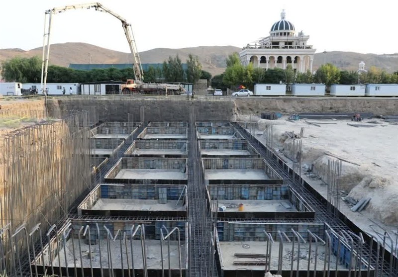 آغاز عملیات بتن‌ریزی پارک آبی شهر اراک