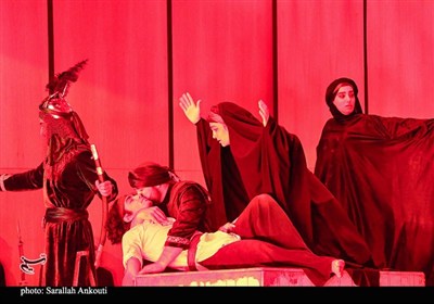 اجرای نمایش آیینی در تالار فرهنگ و هنر کرمان