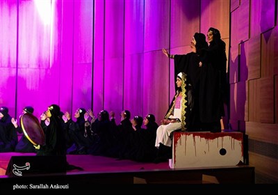 اجرای نمایش آیینی در تالار فرهنگ و هنر کرمان