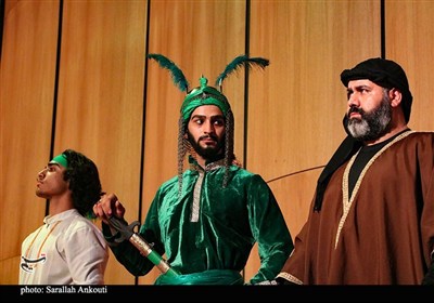 اجرای نمایش آیینی در تالار فرهنگ و هنر کرمان